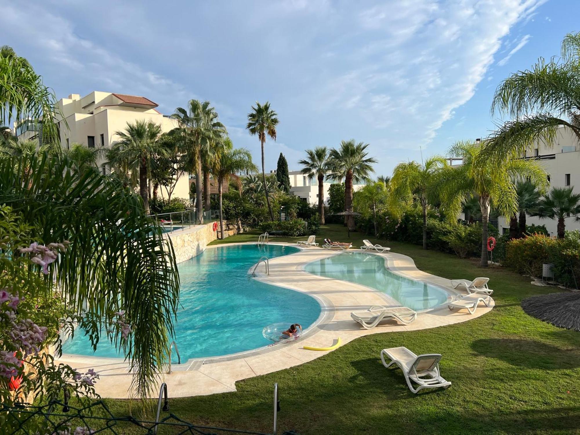 Amazing Two Bedroom Apartment In Los Flamingos, Marbella Estepona Bagian luar foto